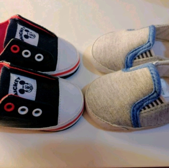 Infant shoes - Picture 2 of 2